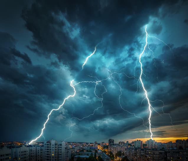 Imagem da notícia Como a incidência de descargas atmosféricas impacta os setores de infraestrutura Imagem da notícia Como a incidência de descargas atmosféricas impacta os setores de infraestrutura