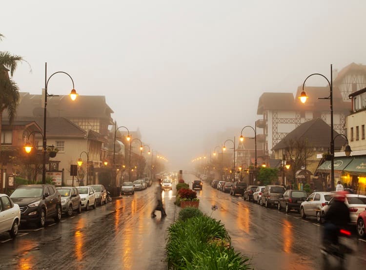 Imagem da notícia Frente fria traz chuva e muito frio para o Sul do Brasil nos próximos dias