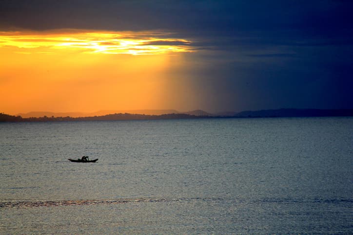 Imagem da notícia Chuva ganha força e traz riscos ao final de semana na Bahia
