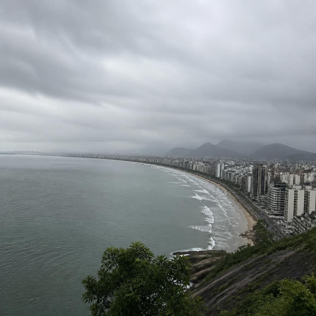 Frente fria leva chuva pontual a Minas Gerais e Espírito Santo Frente fria leva chuva pontual a Minas Gerais e Espírito Santo