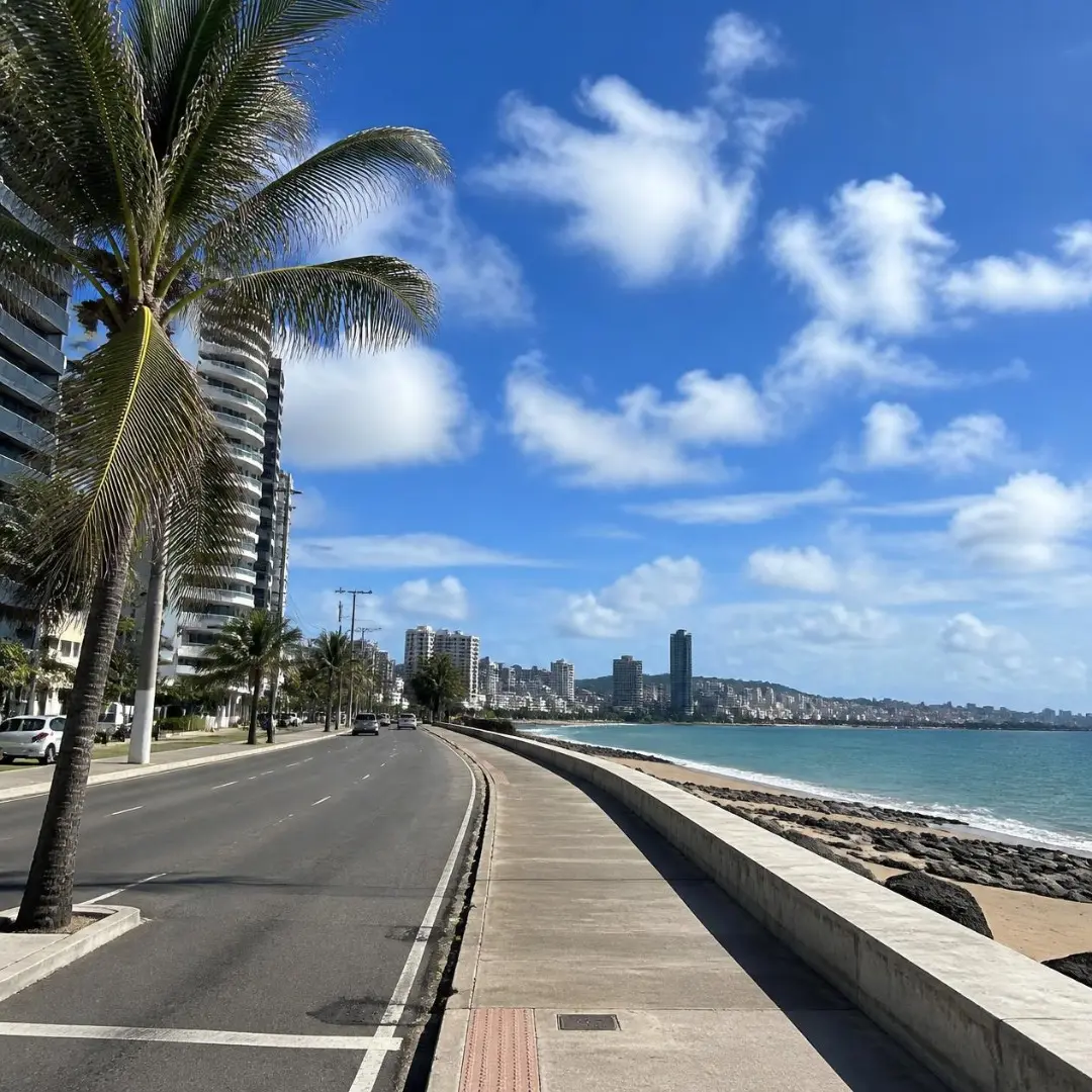 Tempo seco ganha força no Nordeste e fim de semana terá mais sol na costa leste Tempo seco ganha força no Nordeste e fim de semana terá mais sol na costa leste
