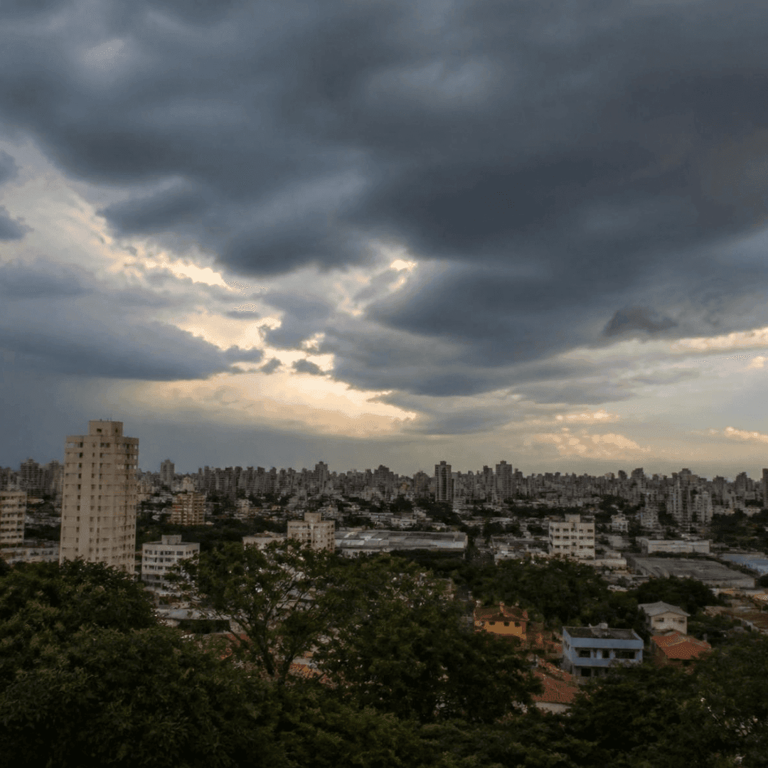 Imagem da notícia Semana começa com calor e termina com virada no tempo em São Paulo Imagem da notícia Semana começa com calor e termina com virada no tempo em São Paulo
